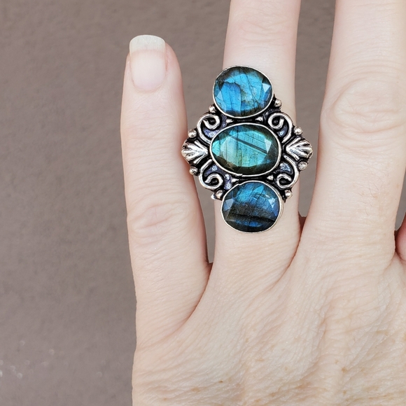 New Faceted Labradorite 925 Silver Ring. - Picture 10 of 11